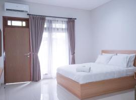 Mk House Tendean, guest house in Jakarta