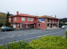 HOTEL PARRILLADA TERRANOVA, hotel in Oza dos Ríos