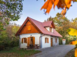 Vineyard Cottage Vina in Medu, hotel sa Trebelno