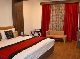 Hotel Green Leaf Srinagar, ξενοδοχείο κοντά στο Αεροδρόμιο Srinagar - SXR, Σριναγκάρ