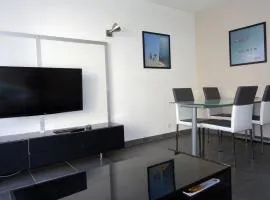 Le Palais - Appartement au calme en centre ville avec parking privé