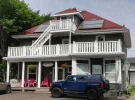 Colonial Charm Inn Bed & Breakfast, B&B in Charlottetown