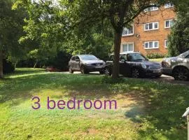 Spacious 3 Bedroom Apartment