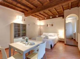 Cupolone Apartment by Mamo Florence