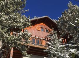 Chalet Vue sous cet Angles, hotel i Les Angles