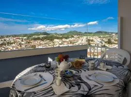 Azores 19th Floor (180º ocean & city view)