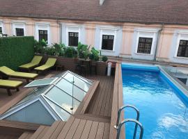 Boutique hotel Tvrđa, hotelli kohteessa Osijek