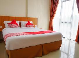 OYO 555 Aedo Syariah, hotel v destinaci Bukittinggi