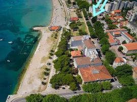 Sandy Beach Apartment &ndash; hotel w Omi&scaron;u