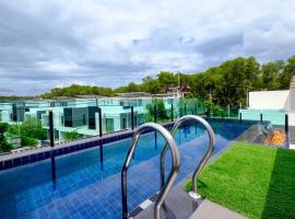 Laguna Park Villa Phuket, golf hotel in Bang Tao Beach