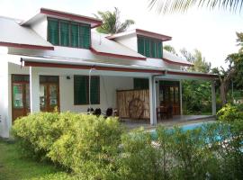 HUAHINE - Villa Tiare Tipanier (Tiarenui et Iti), Hotel in Puahua