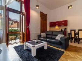 Select City Center Apartments