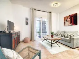 Old Town Apartment near the beach