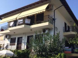 Marco's Appartments, holiday rental in Nea Potidaea
