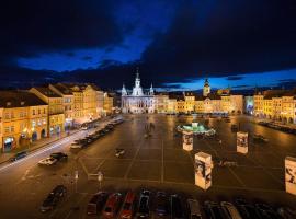 Grandhotel Zvon: České Budějovice şehrinde bir otel