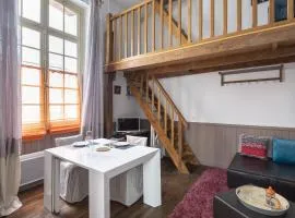 Le Petit Mont by Cocoonr