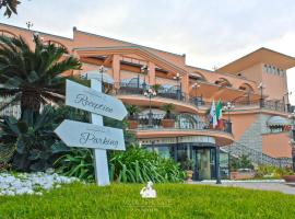 Afrodite Boutique Hotel、ボヴァリーノ・マリーナの5つ星ホテル