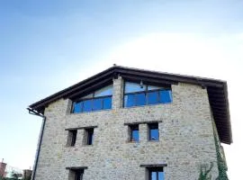 Masia de la Serra de la Cogulla