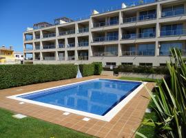 Casa Afonso Henriques, hotel in Burgau