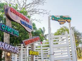 Playa Samara Hostel, hotel que admite mascotas en Camarones