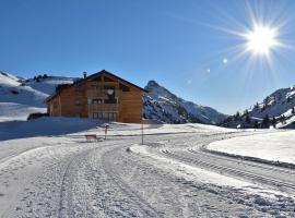 apart-wolf-arlberg, serviced apartment in Warth am Arlberg