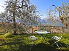 Ca de l'Angelon -- Vittoria house, Hotel in Brenzone sul Garda