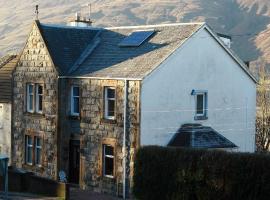 Old Harbour Master's self-catering apartment, hotel v destinaci Fort William