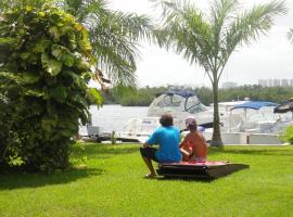 Sotavento Hotel & Yacht Club, hotel v mestu Cancún