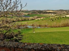 Casa di campagna Villa De Luca, budjettihotelli kohteessa Bellante