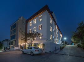 Skyla Serviced Apartments & Suites Jubilee Hills, hotel i nærheden af Peddamma Temple, Hyderabad