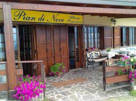 B&B Pian di Neve, hotel v destinaci Cevo