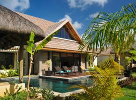 Oasis Villas by Fine & Country, hytte i Grand-Baie