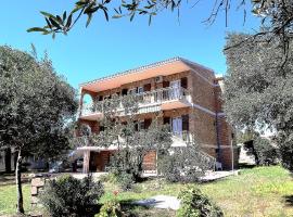 Villa Giardino Sa Tiacca, apartemen di SantʼAndrea