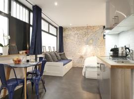 Amazing Comfy Studio - Canal Saint Martin, hotel in Paris