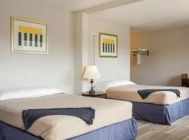Harmony Inn and Suites