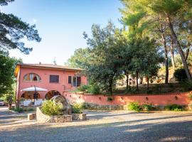 Podere San Filippo B&B-Apartment-Pet Friendly-Bike Friendly, B&B di Bibbona