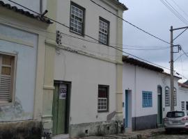 Casa por temporada, hôtel à Goiás