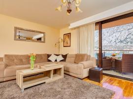 Blanka Sea View Apartments: Kotor'da bir aile oteli