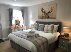 De Courceys Manor Suites & Cottages, khách sạn ở Cardiff