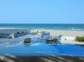 Kundala Beach Resort Hua Hin, hotell i Hua Hin