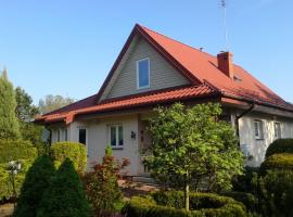 Dom na Skarpie – domek wiejski w Serocku
