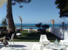 Villa a Diamante Sulla Spiaggia, holiday home sa Belvedere Marittimo