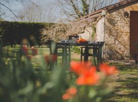 La ferme de Bousserand, hotel di Pontours