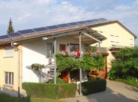 Zum Rebberg Ferienwohnungen, apartment in Freiburg im Breisgau