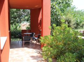 Apartments Isabela, hotel in Baška