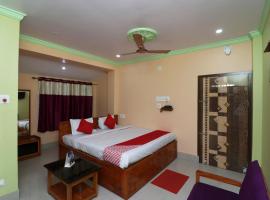 OYO 33401 Disha Guest House, hótel í Hāsnābād