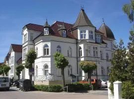 Ahlbeck, Schloss Hohenzollern Fewo Schlosszimmerchen