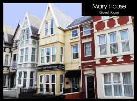 Mary House 46, Bed & Breakfast in Porthcawl