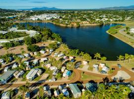 Townsville Lakes Holiday Park, hotel dicht bij: Luchthaven Townsville - TSV, 