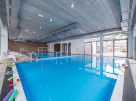 Family-Holiday Spa&Resort, Hotel in Dziwnówek